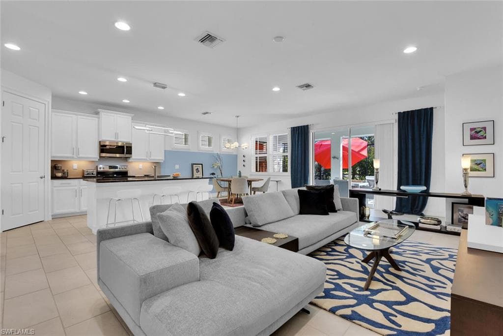 14662 Catamaran PL, NAPLES FL 34114-4