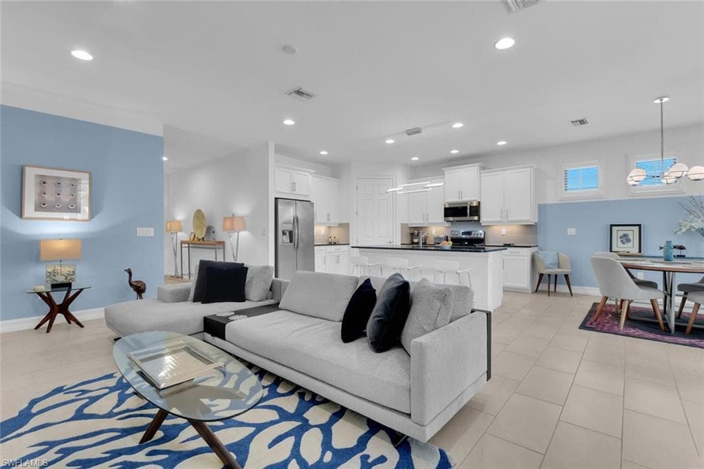 14662 Catamaran PL, NAPLES FL 34114-8