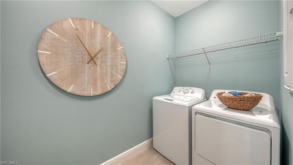 5125 Draco CIR, NAPLES FL 34120-36