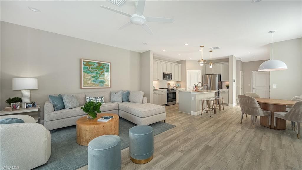 5125 Draco CIR, NAPLES FL 34120-7