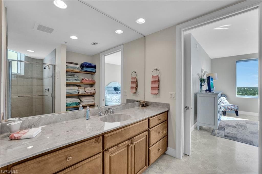 265 Indies WAY # 904, NAPLES FL 34110-13