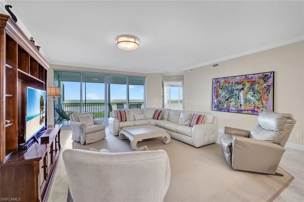 265 Indies WAY # 904, NAPLES FL 34110-3