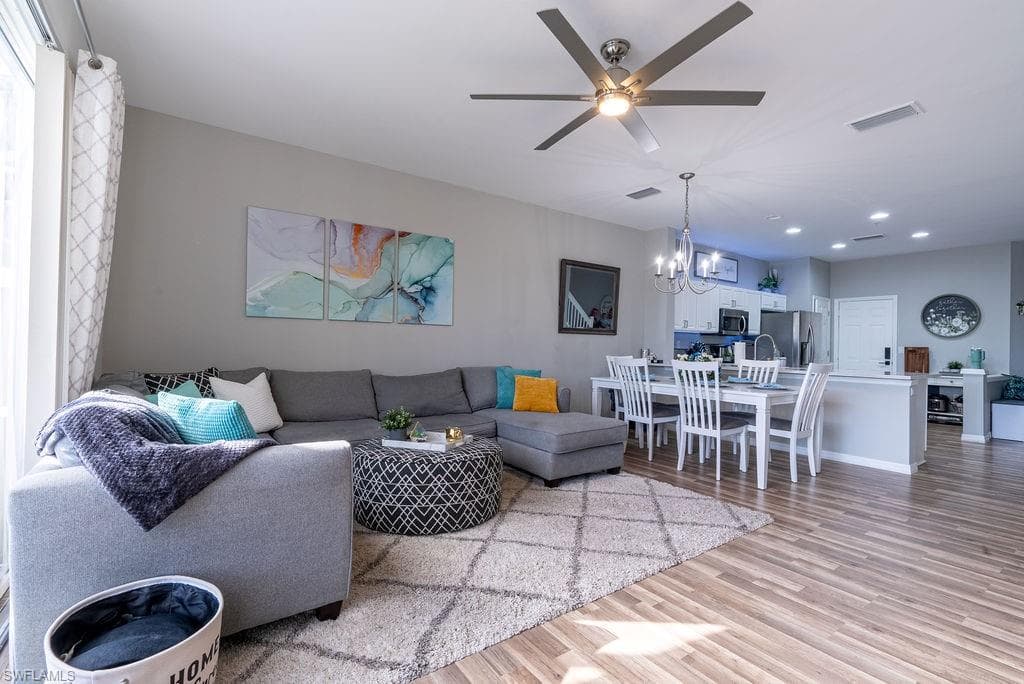 15792 Marcello CIR # 182, NAPLES FL 34110-5