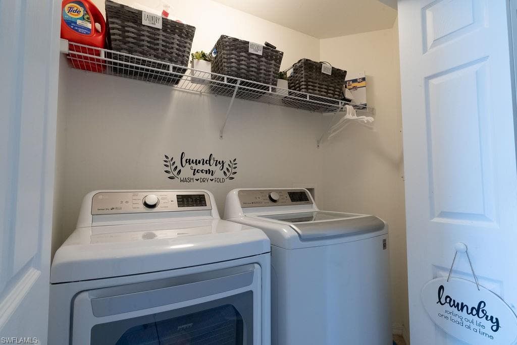 15792 Marcello CIR # 182, NAPLES FL 34110-17