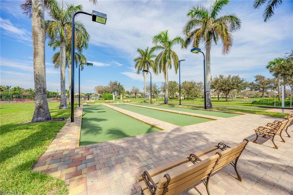 7234 Adriana CT, NAPLES FL 34114-41