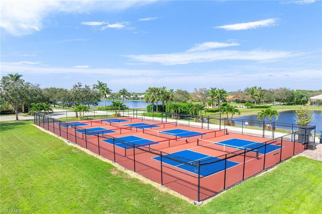 7234 Adriana CT, NAPLES FL 34114-39