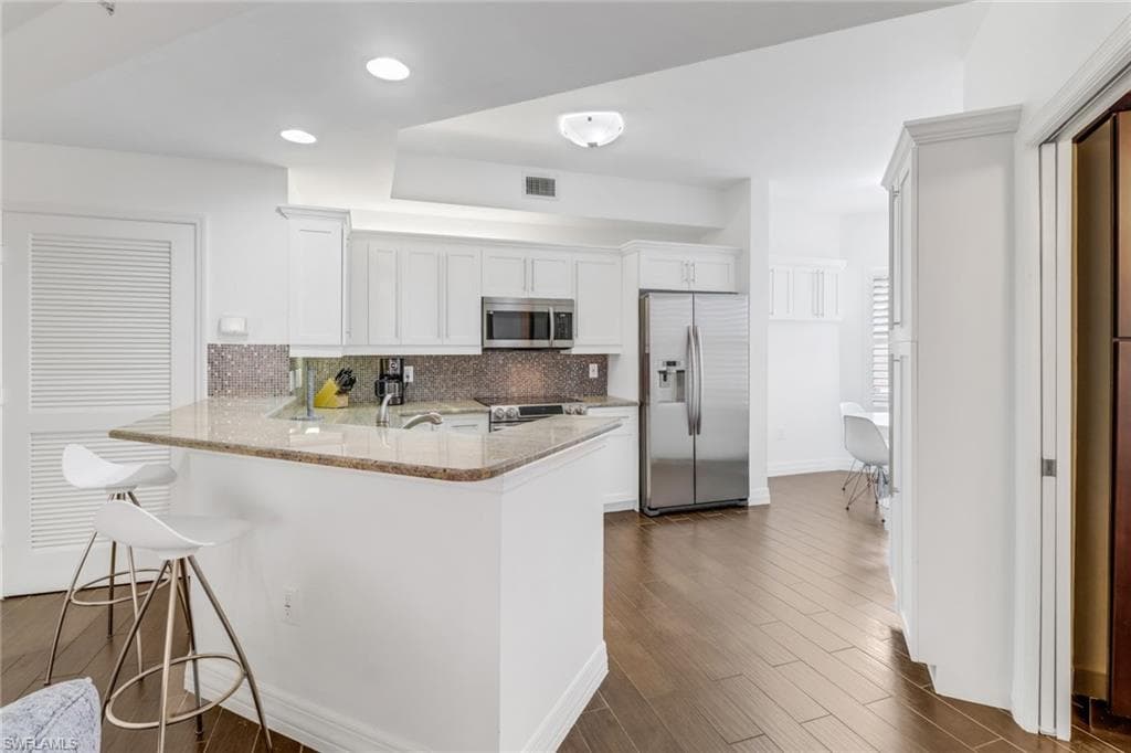 450 Bayfront PL # 4201, NAPLES FL 34102-3