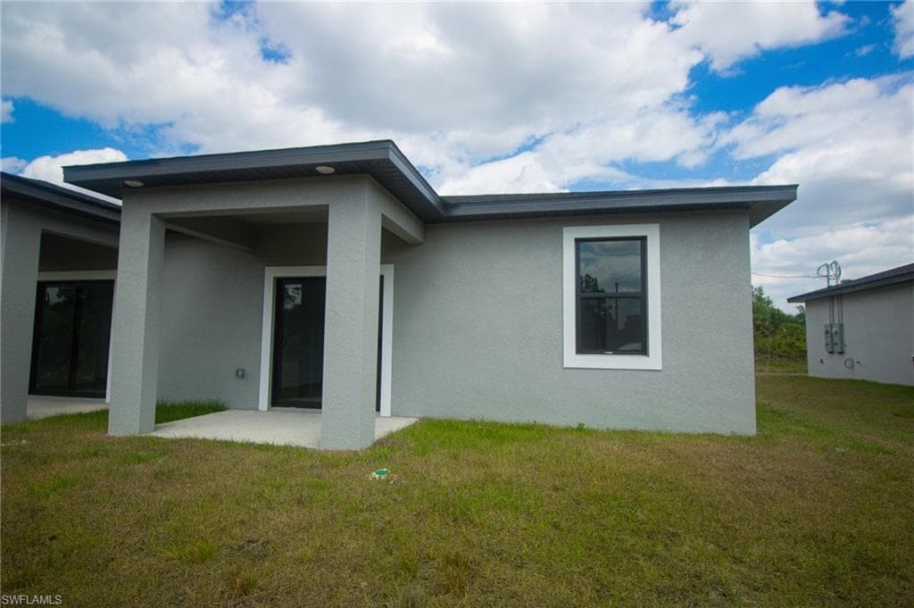 1260 MILWAUKEE BLVD # 1260, LEHIGH ACRES FL 33974-28