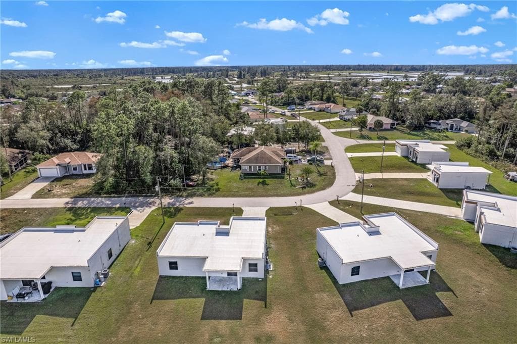 128 Viewpoint DR, LEHIGH ACRES FL 33972-3