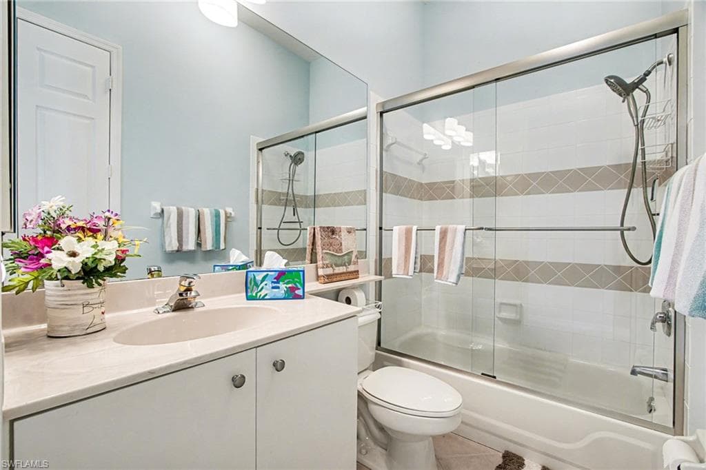 3421 Marbella CT, BONITA SPRINGS FL 34134-25