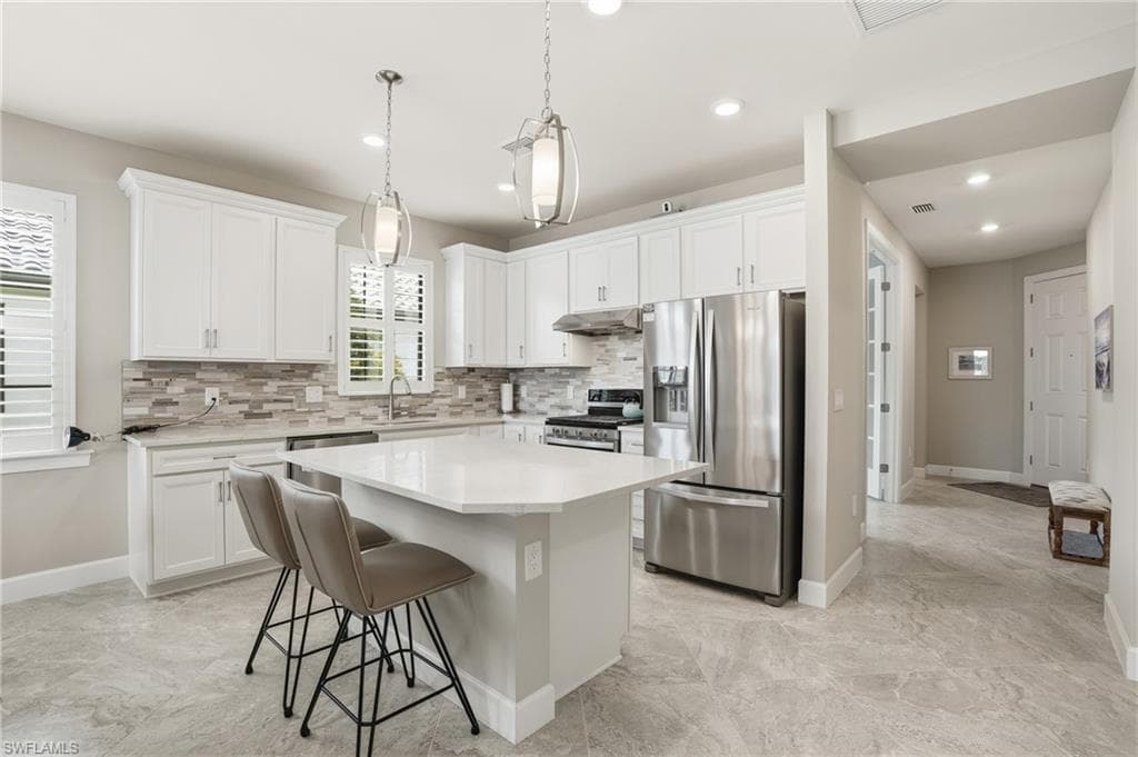 12361 Canal Grande DR, FORT MYERS FL 33913-12