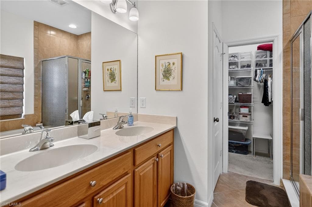 2842 Via Piazza LOOP, FORT MYERS FL 33905-16