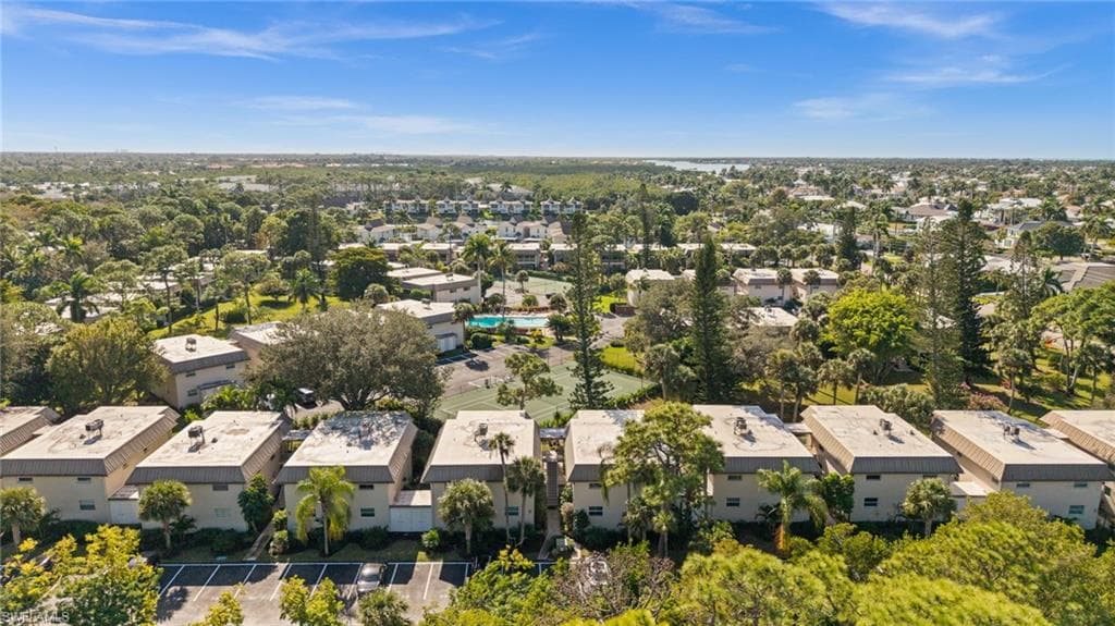 1549 Sandpiper ST # 83, NAPLES FL 34102-22