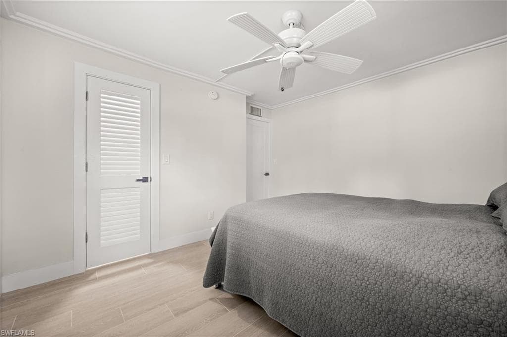 1549 Sandpiper ST # 83, NAPLES FL 34102-14