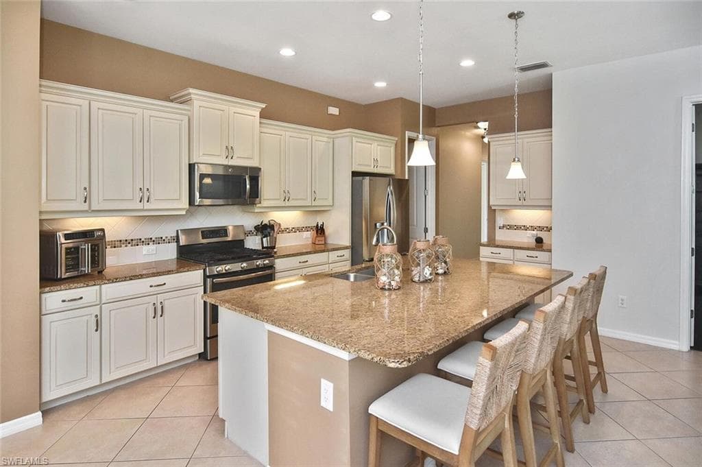 13586 Starwood LN-9