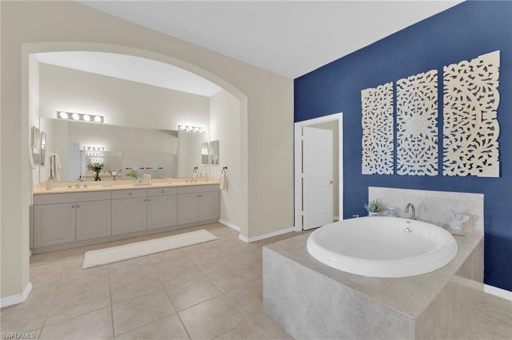 21536 Taft CT # 203, ESTERO FL 33928-17