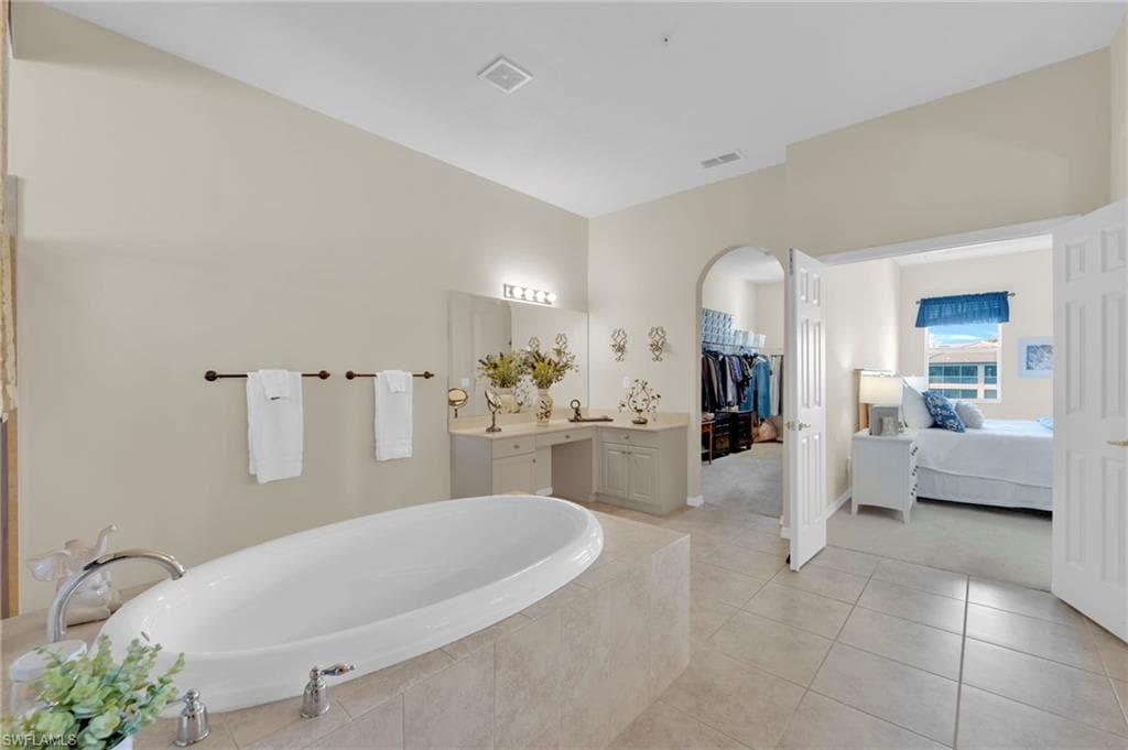 21536 Taft CT # 203, ESTERO FL 33928-18
