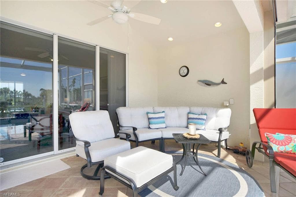 8420 Southwind Bay CIR, FORT MYERS FL 33908-25