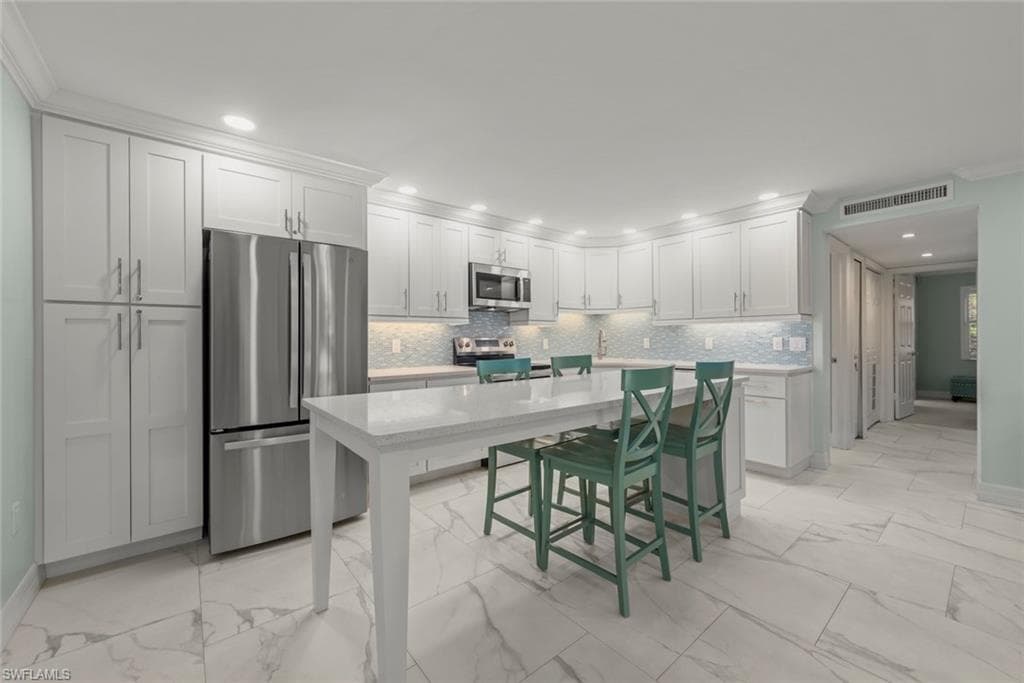 845 E Gulf DR # 1422, SANIBEL FL 33957-3