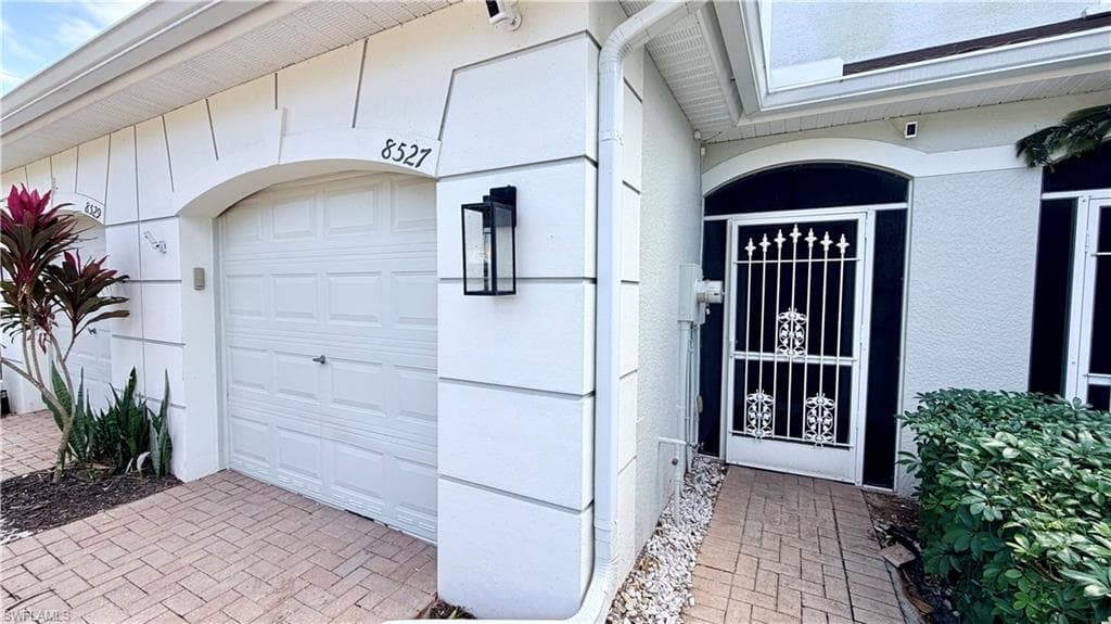 8527 Athena CT, LEHIGH ACRES FL 33971-1