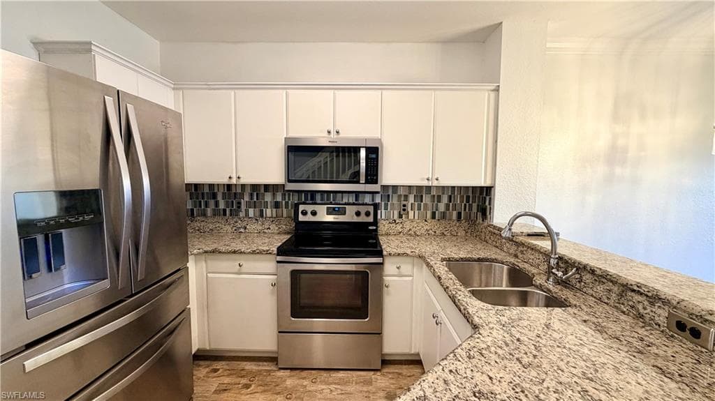 8527 Athena CT, LEHIGH ACRES FL 33971-5