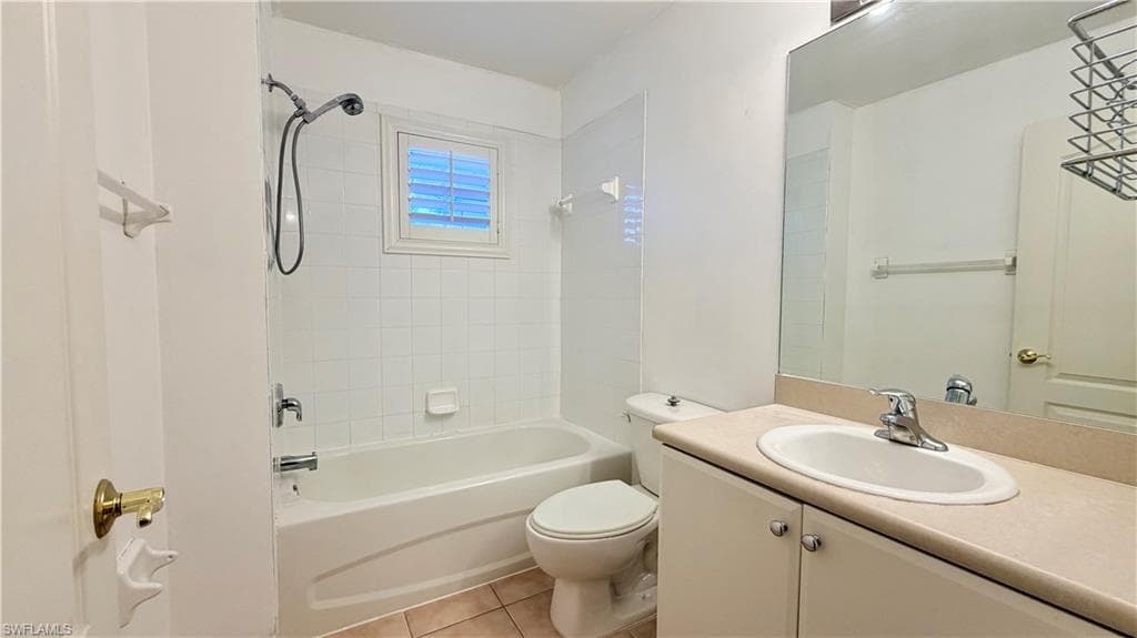 8527 Athena CT, LEHIGH ACRES FL 33971-13