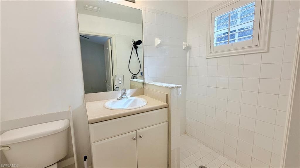 8527 Athena CT, LEHIGH ACRES FL 33971-17