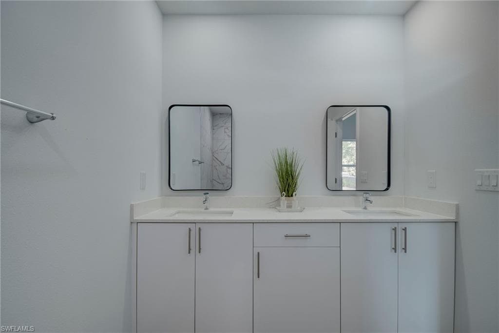164 Thornton AVE S, LEHIGH ACRES FL 33974-19