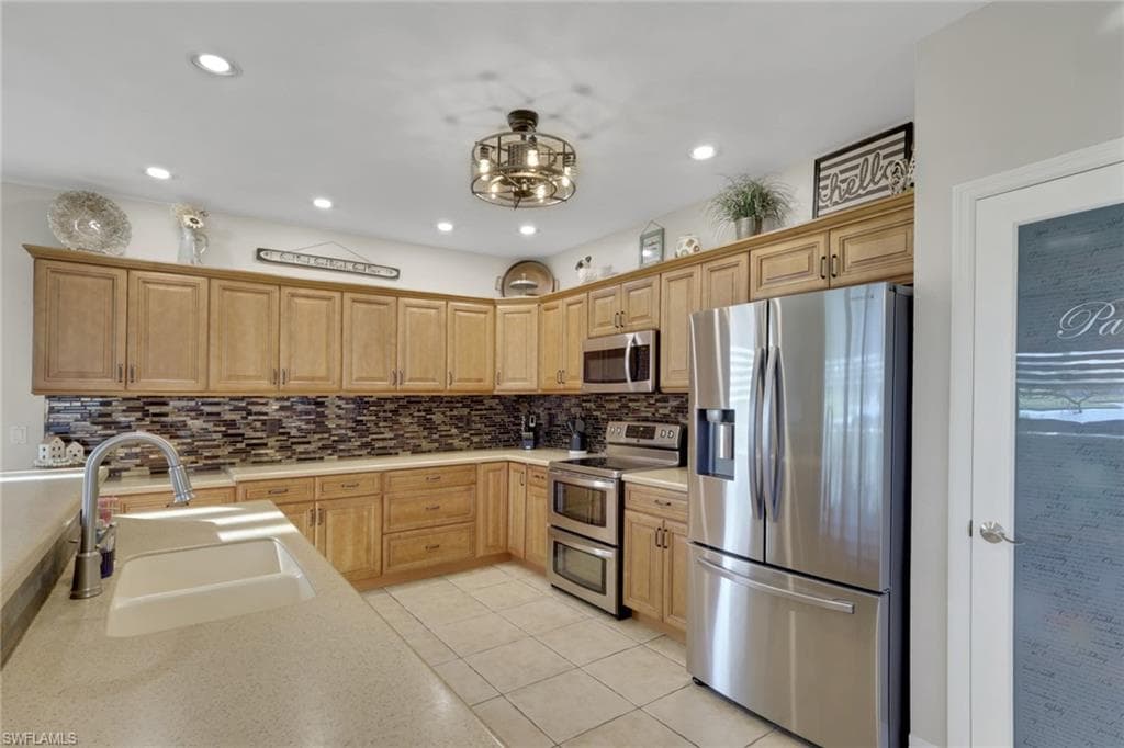 11982 Royal Tee CIR, CAPE CORAL FL 33991-12