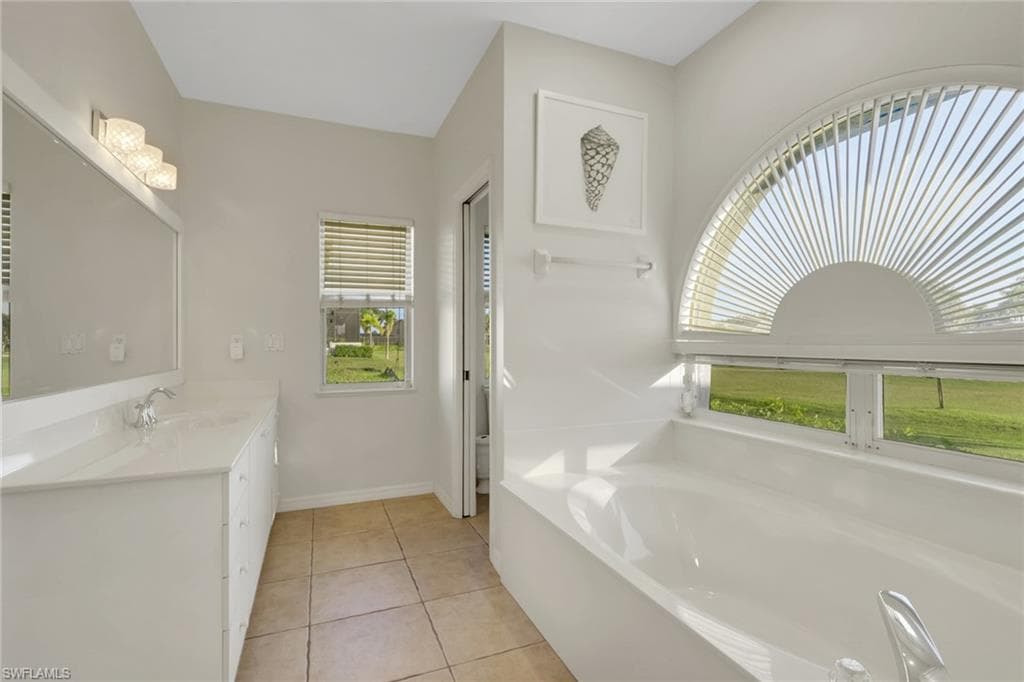 11982 Royal Tee CIR, CAPE CORAL FL 33991-25