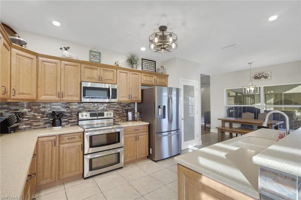 11982 Royal Tee CIR, CAPE CORAL FL 33991-13