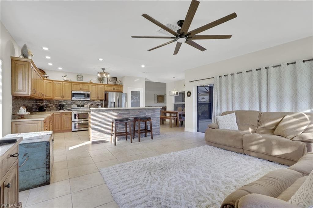 11982 Royal Tee CIR, CAPE CORAL FL 33991-10