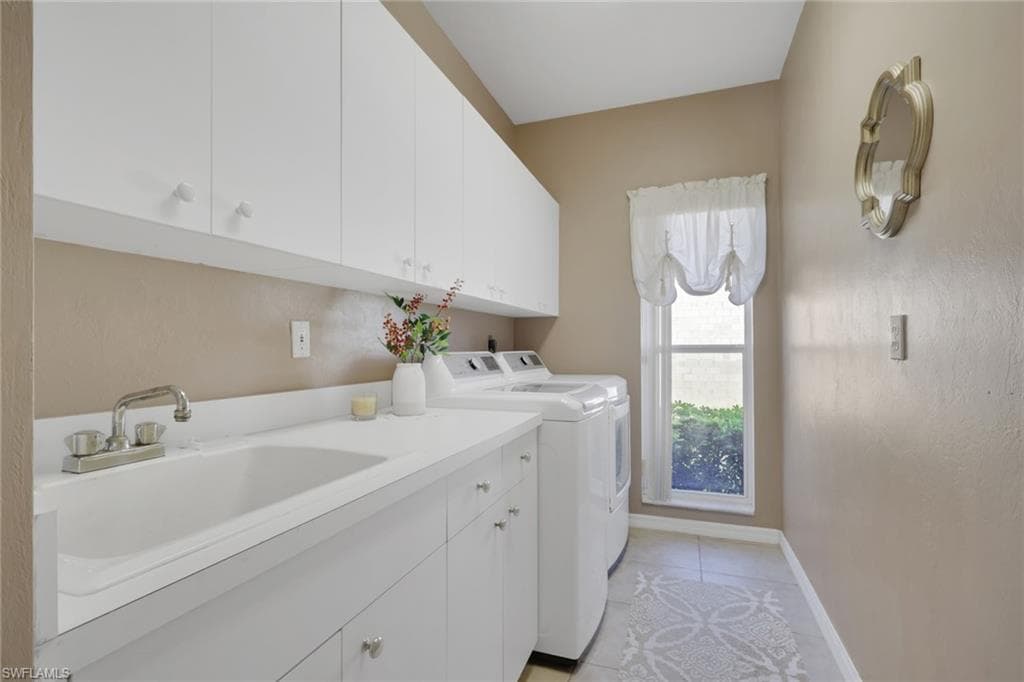 11982 Royal Tee CIR, CAPE CORAL FL 33991-28