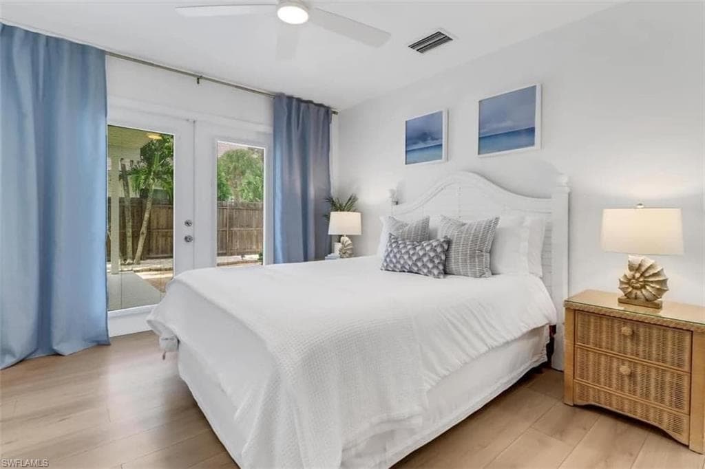 1097 Frank Whiteman BLVD, NAPLES FL 34103-17