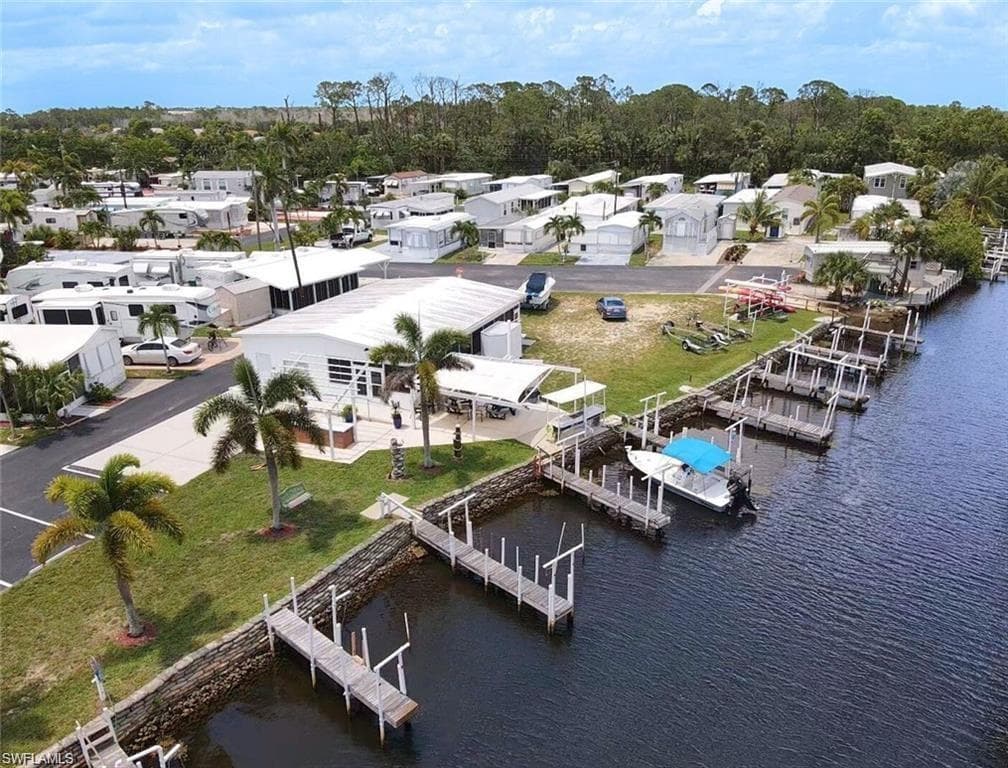 193 Carissa LN # 89, NAPLES FL 34114-24