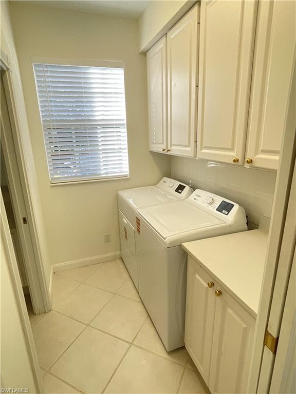 5549 Cove CIR, NAPLES FL 34119-9