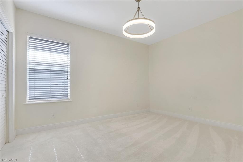 2082 E Tobago CIR, FORT MYERS FL 33905-26