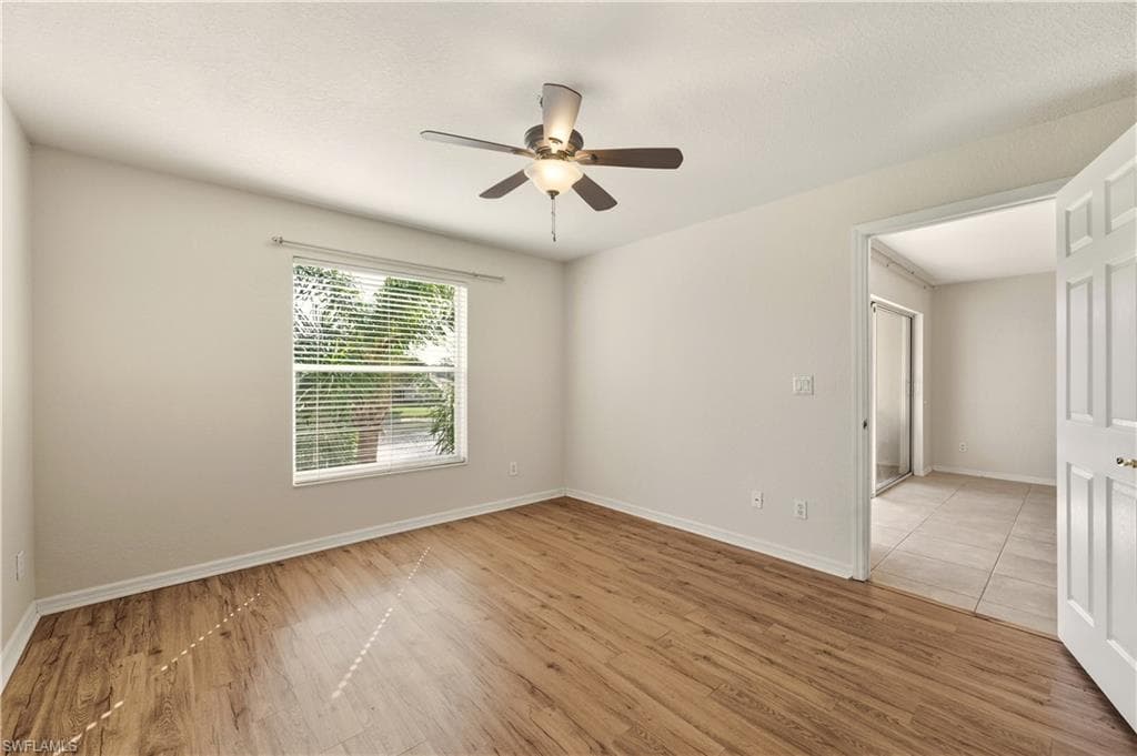 9650 Victoria LN # B208, NAPLES FL 34109-14