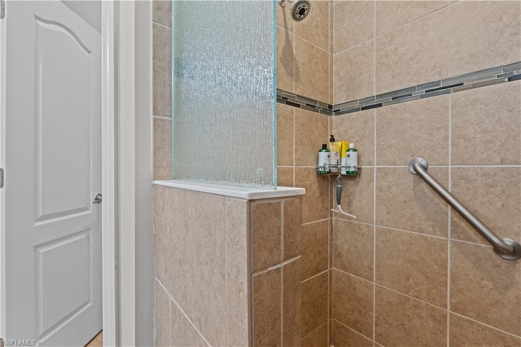 21541 Cascina DR, ESTERO FL 33928-25