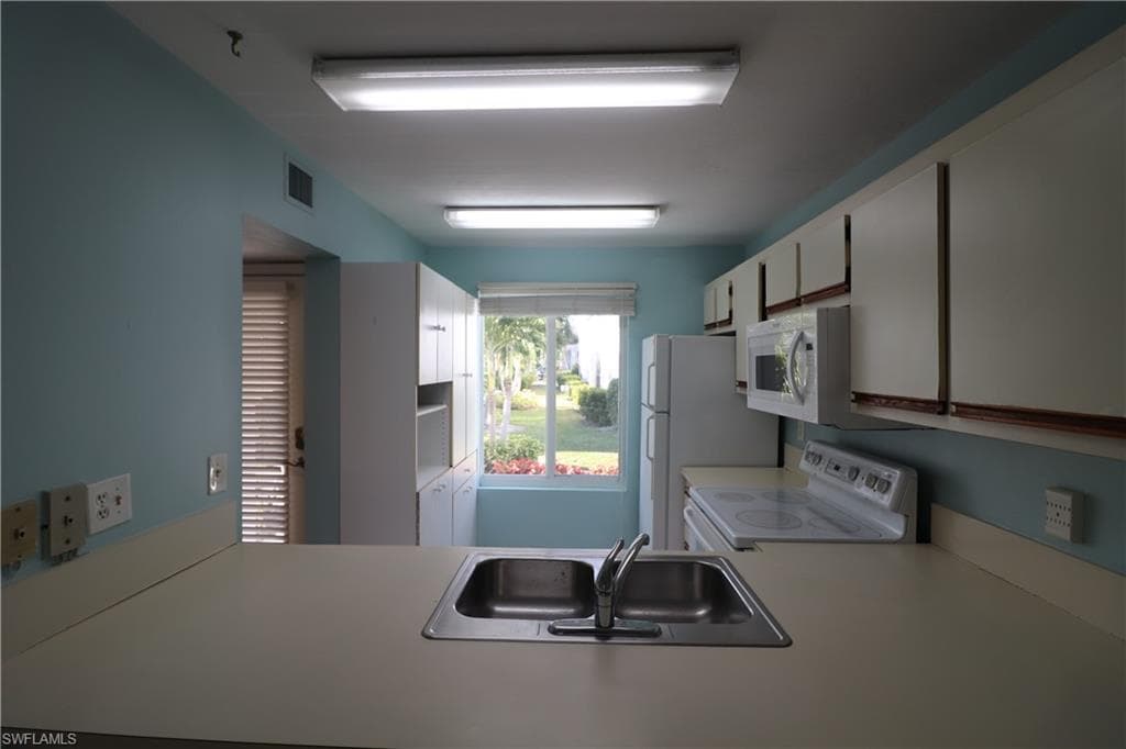 2225 San Marco RD # 103, MARCO ISLAND FL 34145-5