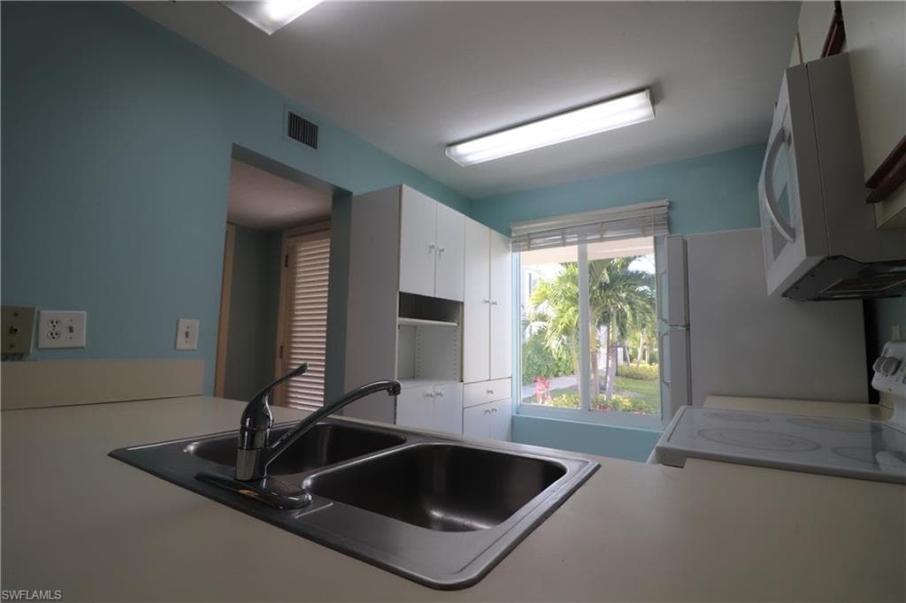 2225 San Marco RD # 103, MARCO ISLAND FL 34145-6