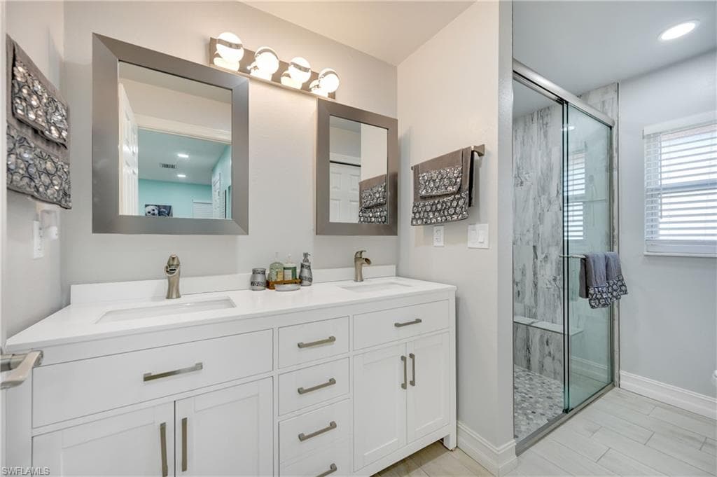 4240 Perth CT, NORTH FORT MYERS FL 33903-13