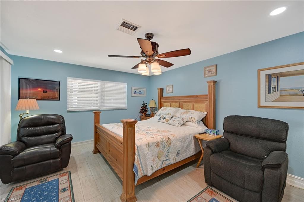 4240 Perth CT, NORTH FORT MYERS FL 33903-7