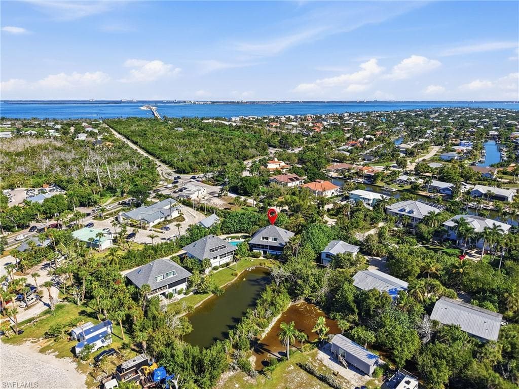 1039 Beach RD # 101, SANIBEL FL 33957-41