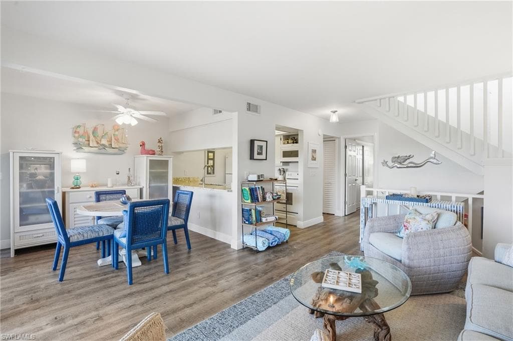 1039 Beach RD # 101, SANIBEL FL 33957-4