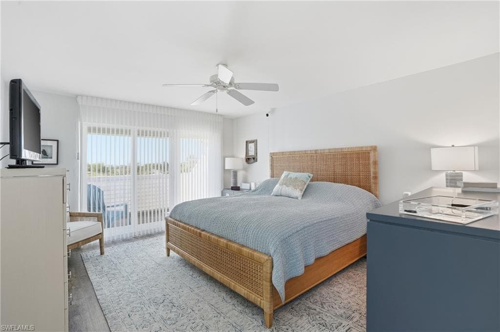 1039 Beach RD # 101, SANIBEL FL 33957-13