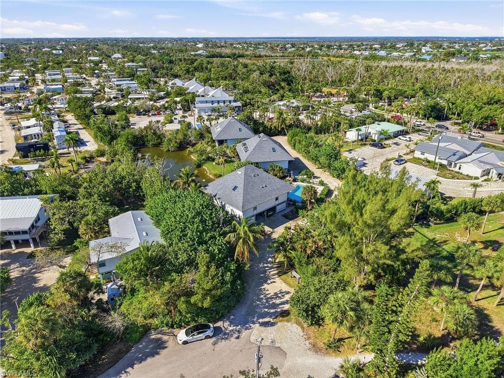 1039 Beach RD # 101, SANIBEL FL 33957-39