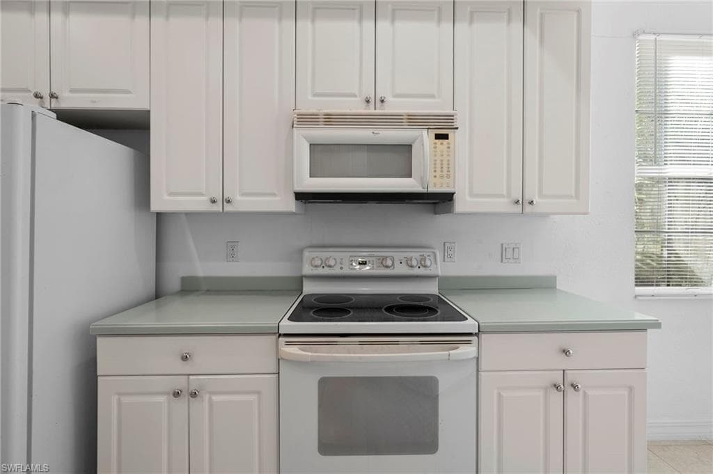 6010 Jonathans Bay CIR # 102, FORT MYERS FL 33908-9
