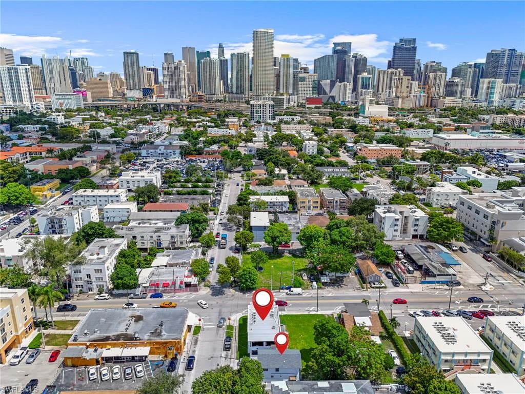 500 SW 8th AVE, MIAMI FL 33130-42