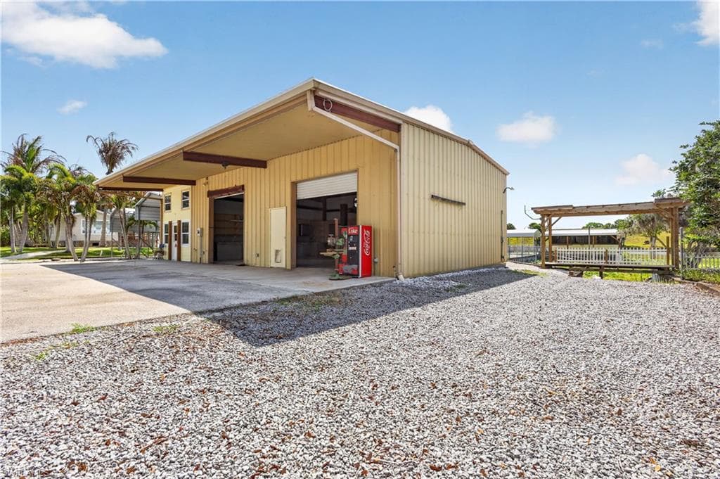 3342 County Road 721 LOOP-39